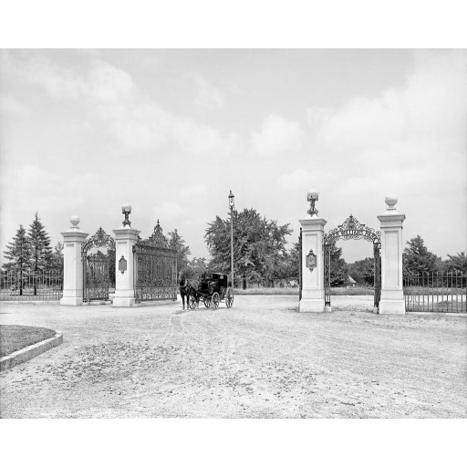 Passing Through the Gateway to Roger Williams Park, c1906