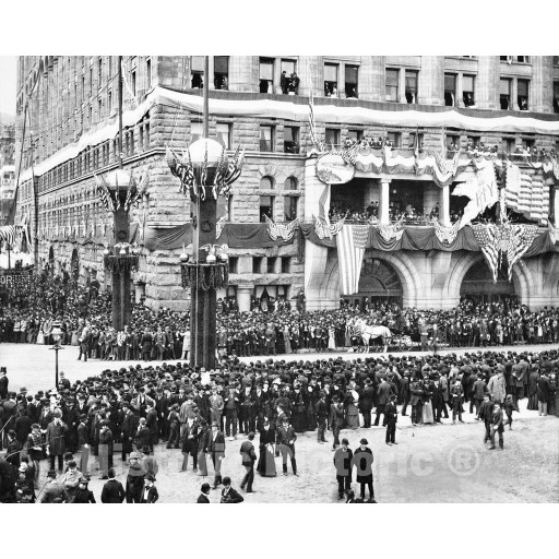 Chicago, Illinois, The Columbian Parade, c1892