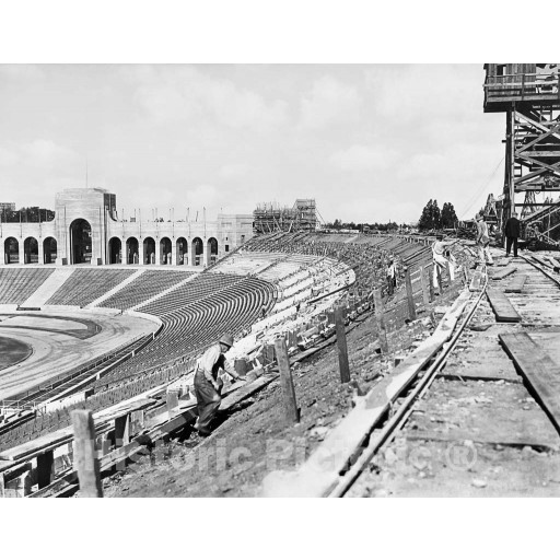 Los Angeles, California, Construction of Los Angeles Memorial Coliseum, c1923