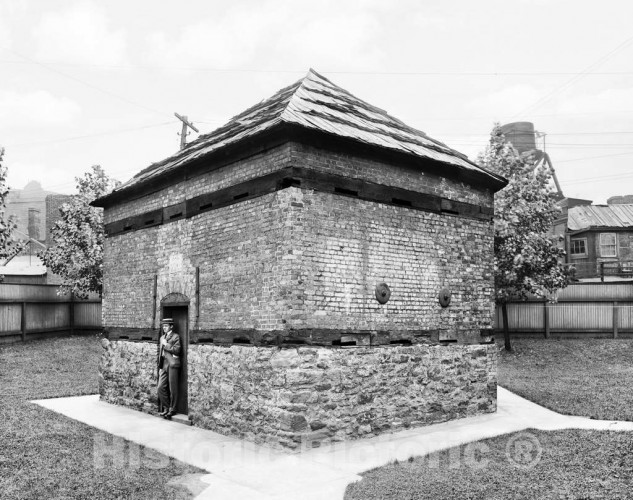 Pittsburgh, Pennsylvania, The Fort Pitt Blockhouse, c1901